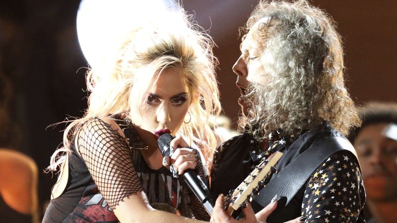 LADY GAGA Is Recording Music With METALLICA?